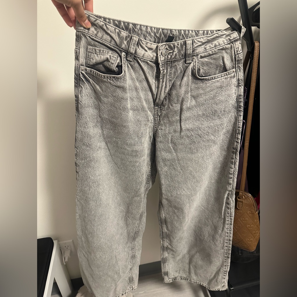 H&M Gray Relaxed Jeans With Natural Creasing